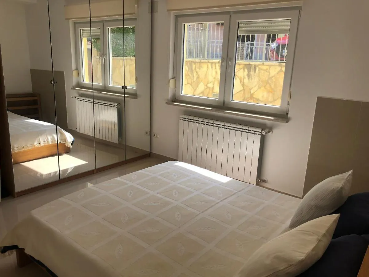 Vale Lunga Apartments Πούλα