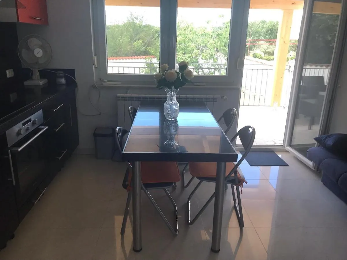 Vale Lunga Apartments Pola Croazia